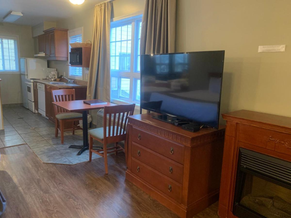 Hotel And Suites Les Laurentides Saint-Sauveur Luaran gambar