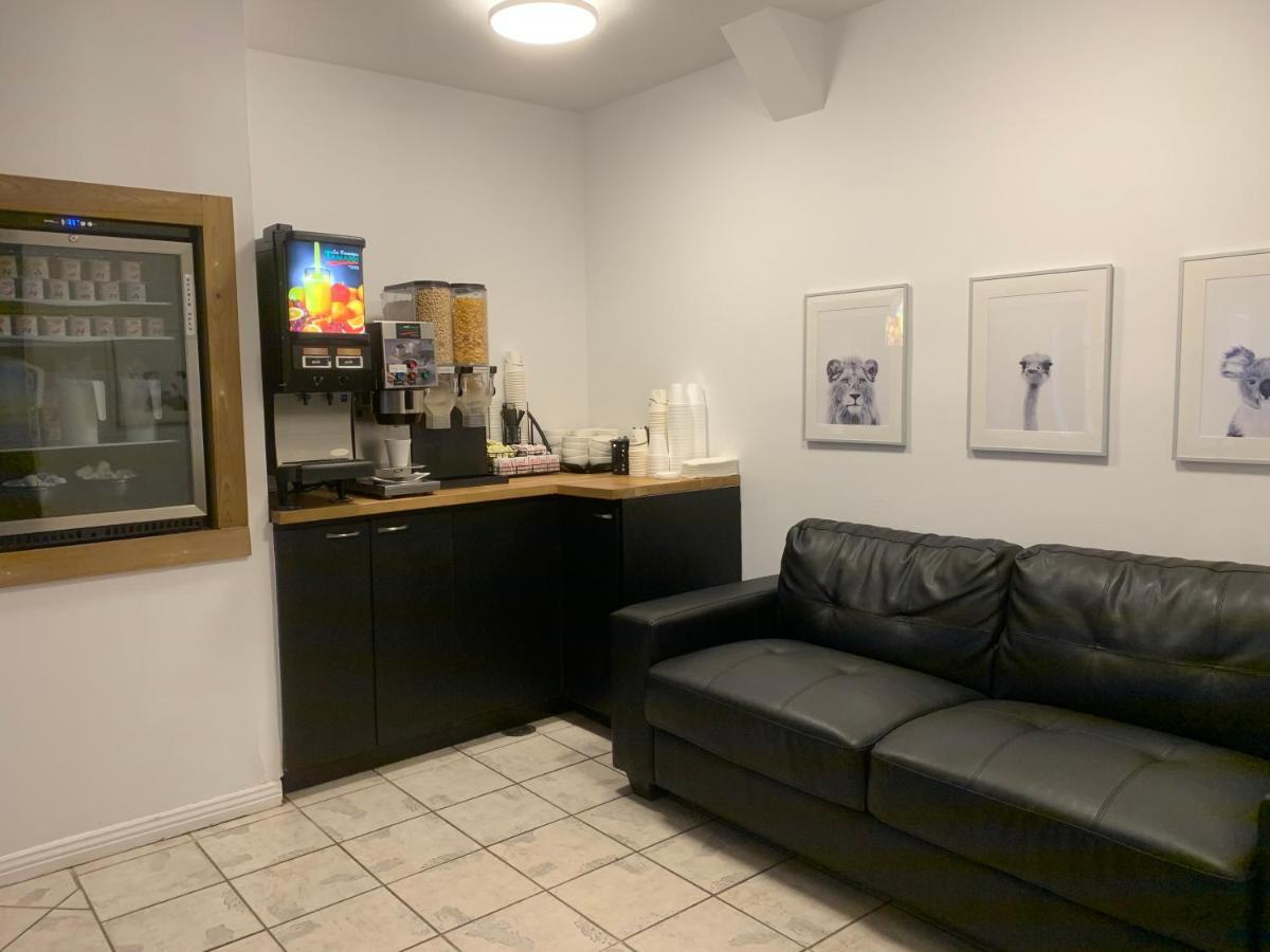 Hotel And Suites Les Laurentides Saint-Sauveur Luaran gambar